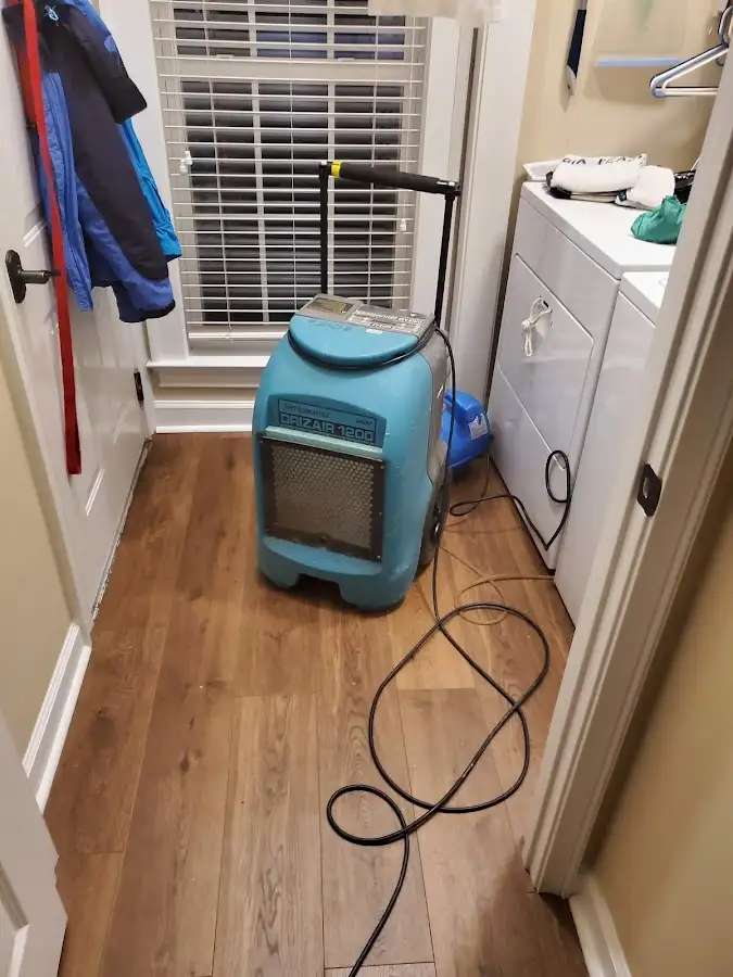 Commercial dehumidifier deployed for Crawl Space Restoration in Corbin